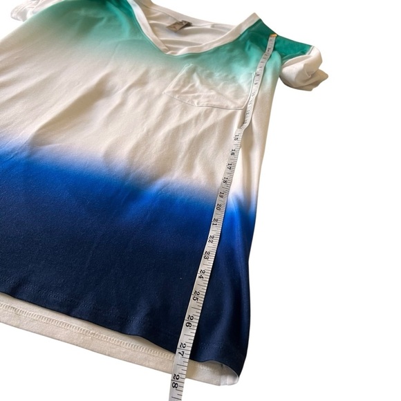 Go Couture Green Blue Ombré V-Neck Pocket T-Shirt women’s size XL New - Picture 3 of 7
